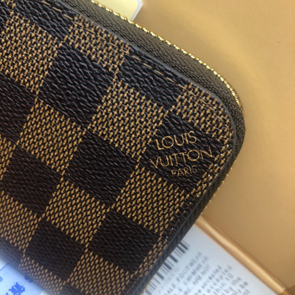 LVコピーウォレット側面デザイン